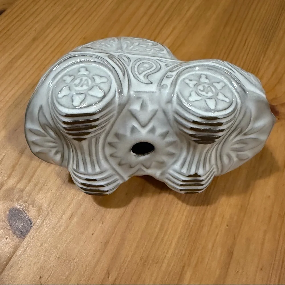 Jonathan Adler VW ornament no chips or cracks